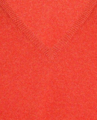 William Lockie Pullover Lambswool V-neck | Inferno