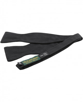 Elegant bow on collar size | Black