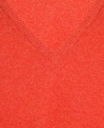 William Lockie Pullover Lambswool V-neck | Inferno