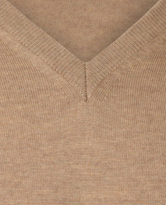 Merino wool v-neck sweater | Camel