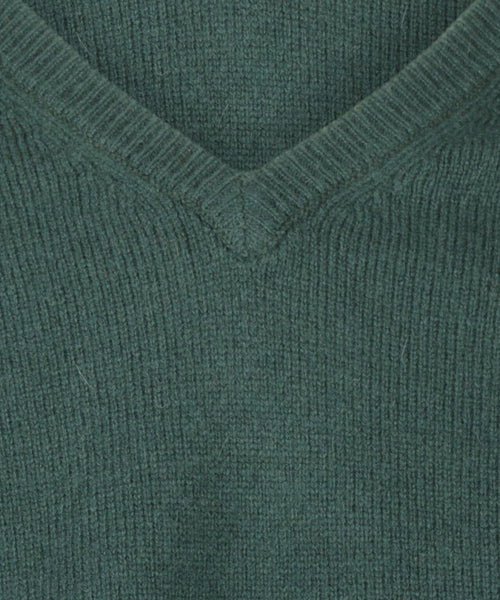 Classic Lambswool v-neck sweater | Green
