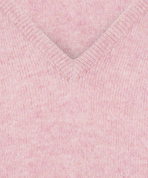 William Lockie V-neck Lambswool Sweater | Pink