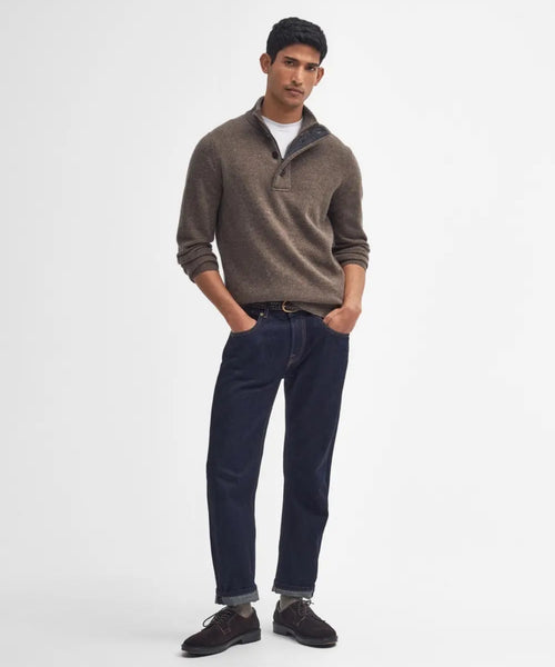 Pullover with zip and button closure | Brown