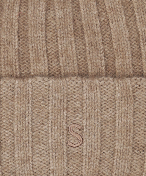 Beanie Undyed Cashmere | Bruin